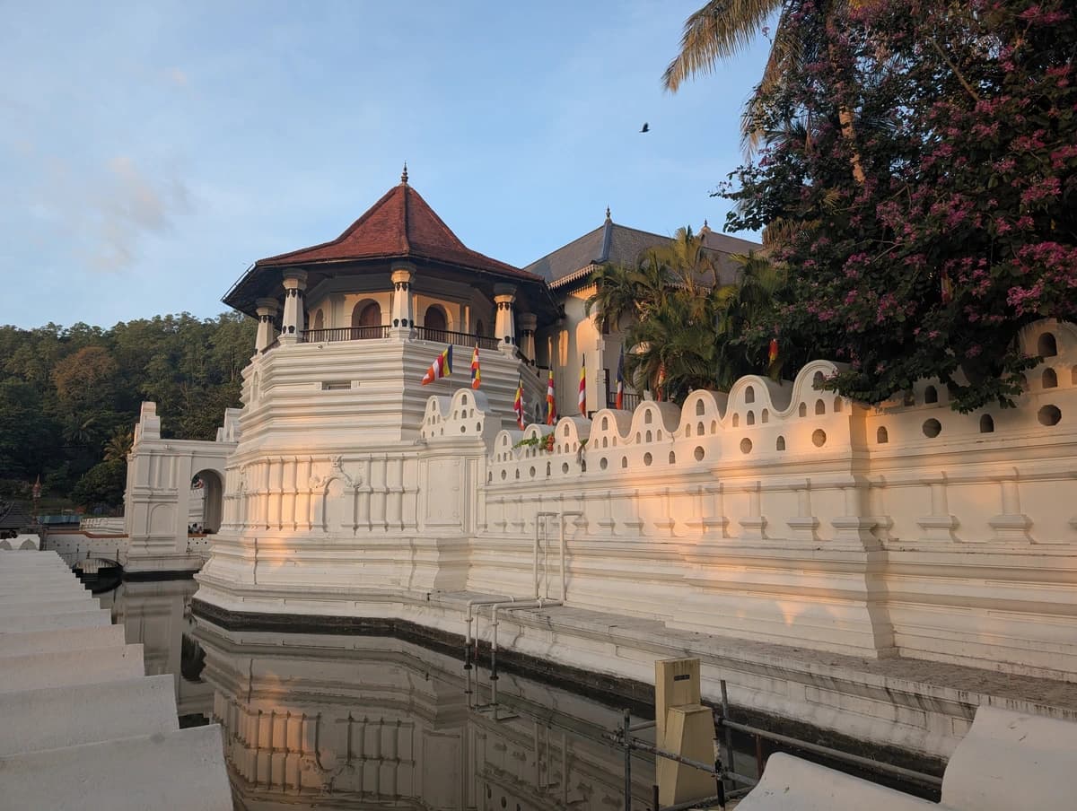 Chrám Buddhova zubu