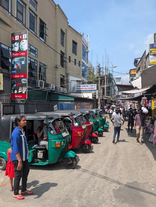 Tuk-tuky na ulici