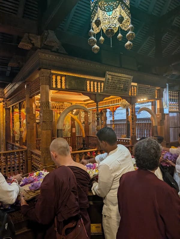 Chrám Buddhova zubu